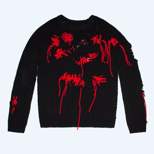 Рваный свитер черного цвета крупной вязки сшитый цветными нитями / Кастом