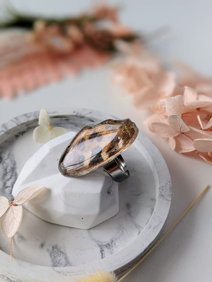 Универсальное кольцо Крыло бабочки