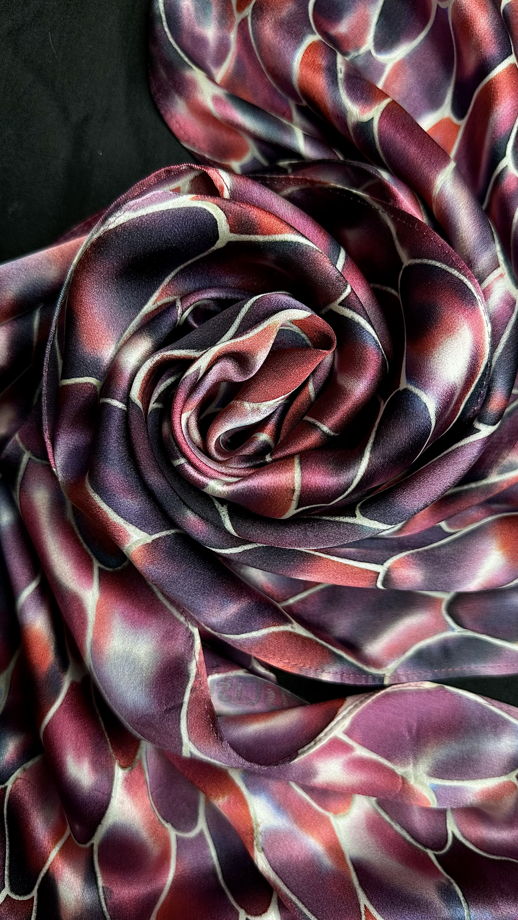 Шелковый шарф «Змея». (Ручная роспись по натуральному шёлку- атласу)