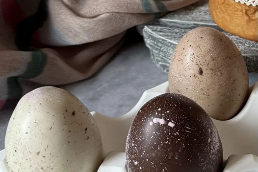 Шоколадные яйца. Ассорти пирожных к Пасхе ("картошка")