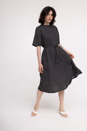 Свободное платье из легкой вискозы черное в белый горошек, размеры XS S M L