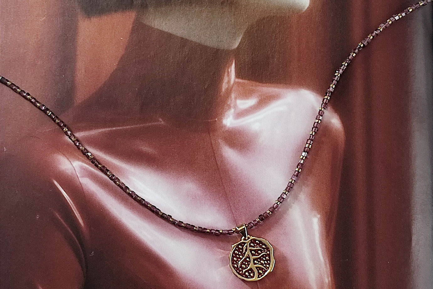 Чокер из Граната