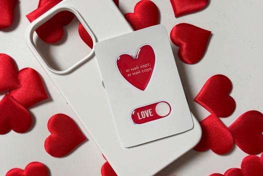 Объемные 3D стикеры на телефон Love 2 штуки