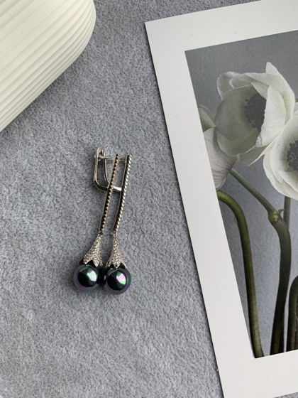 Серьги с натуральным жемчугом «павлин» и фианитами «Полночный бал»