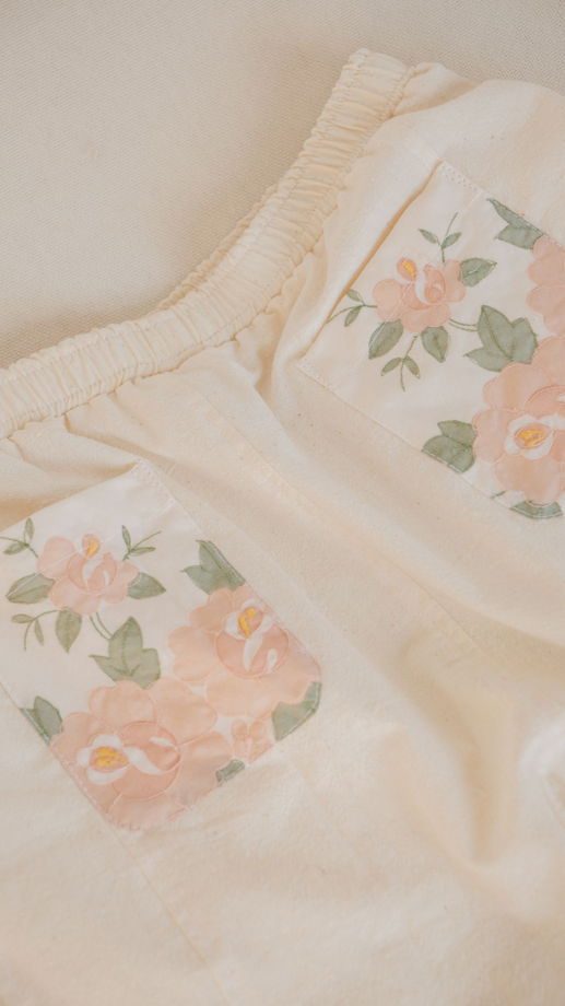 Шорты с Цветами на Карманах/Pink Flowers on Pockets Shorts