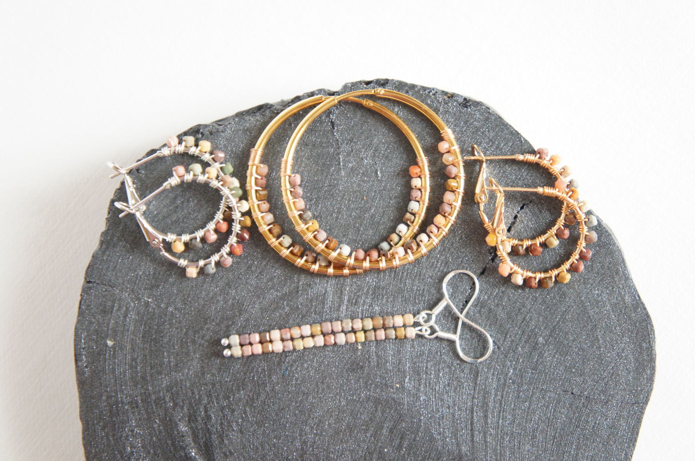 Серьги кольца конго плетеные wire wrapped агат Алашань