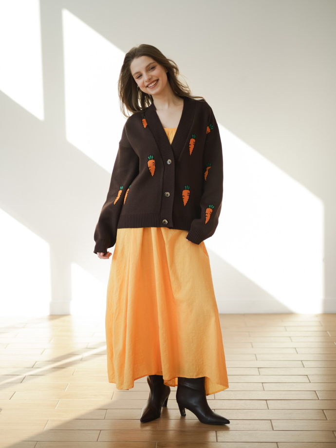 Кардиган с морковками