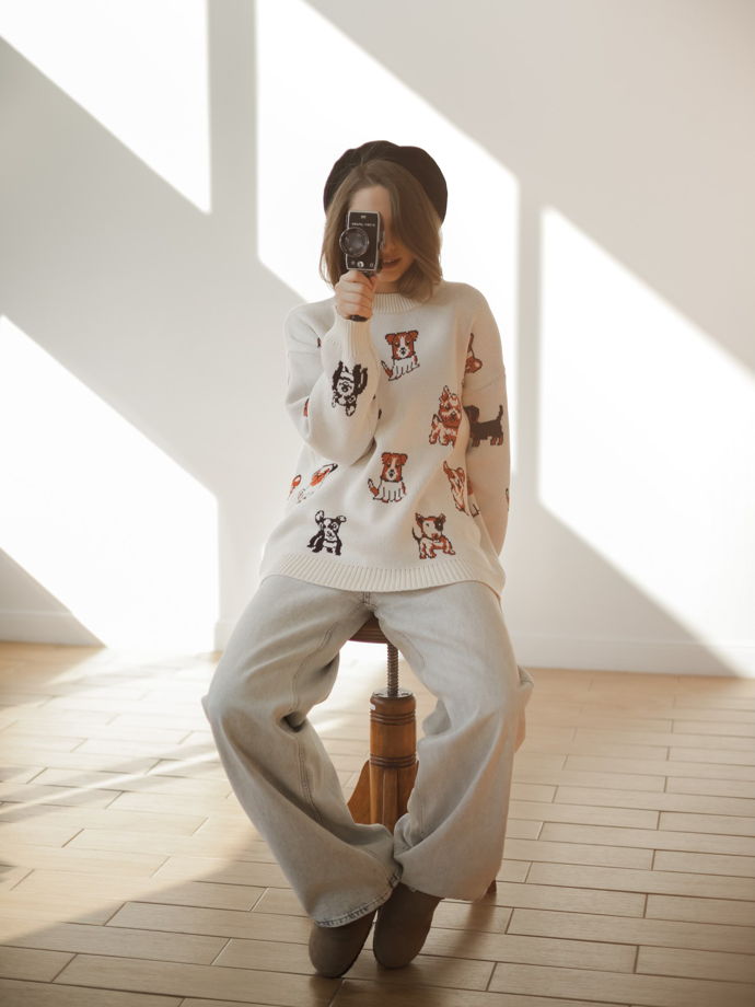 Свитер с собаками