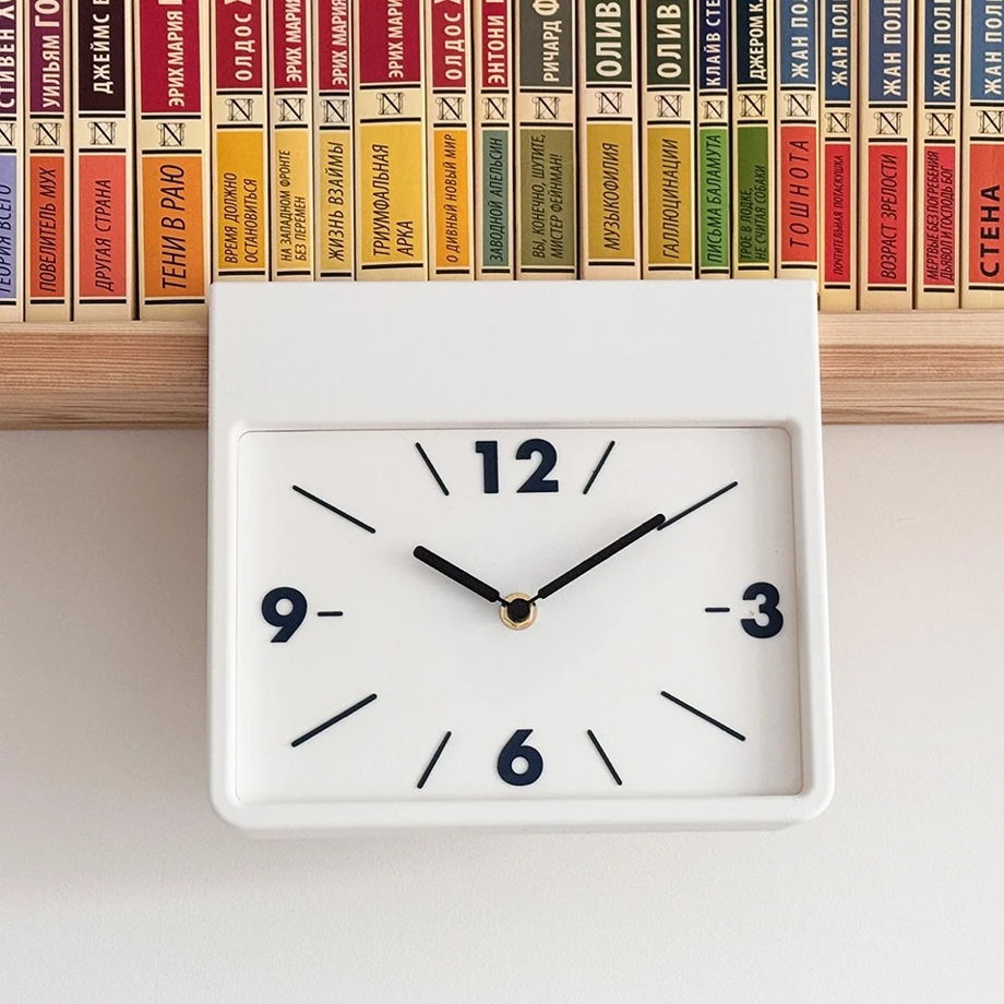 Подвесные часы на полку с магнитами, белые