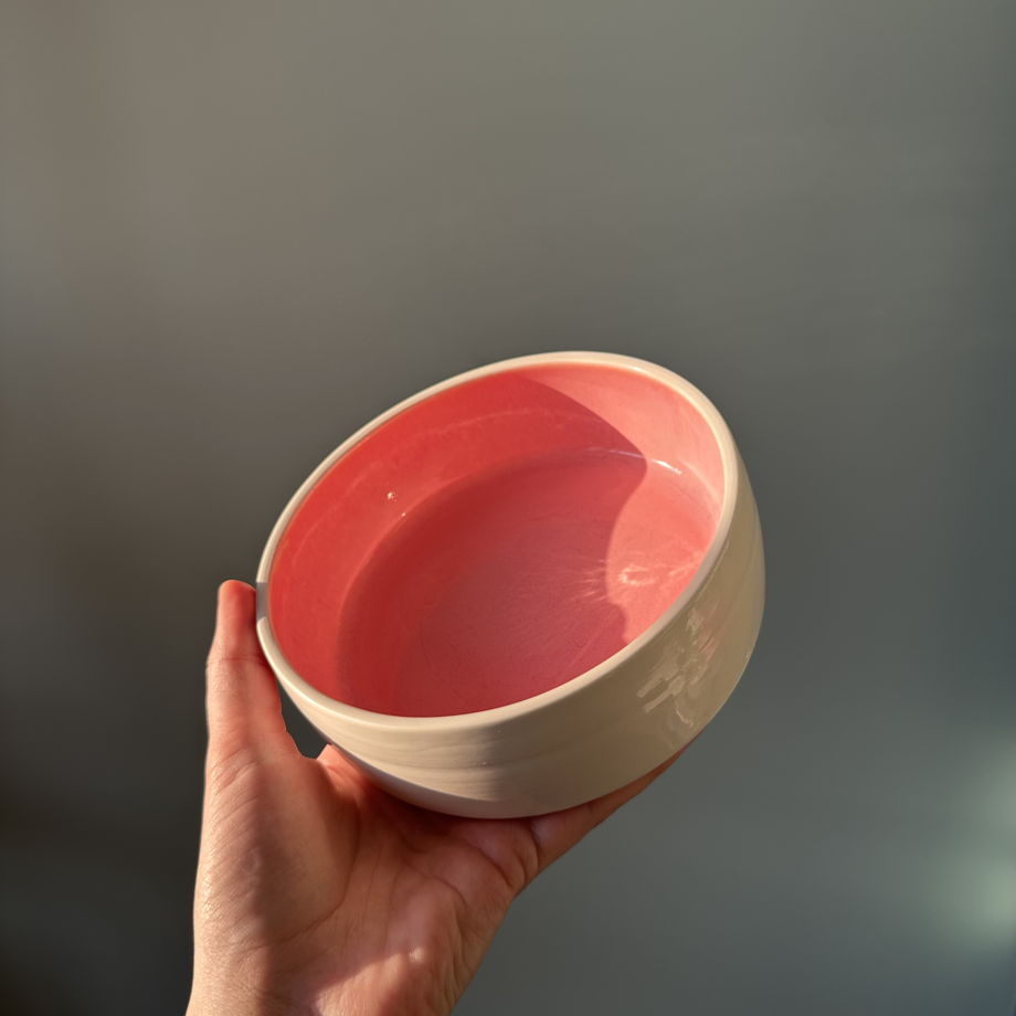 Миска бело-розовая ручной работы "Colors"