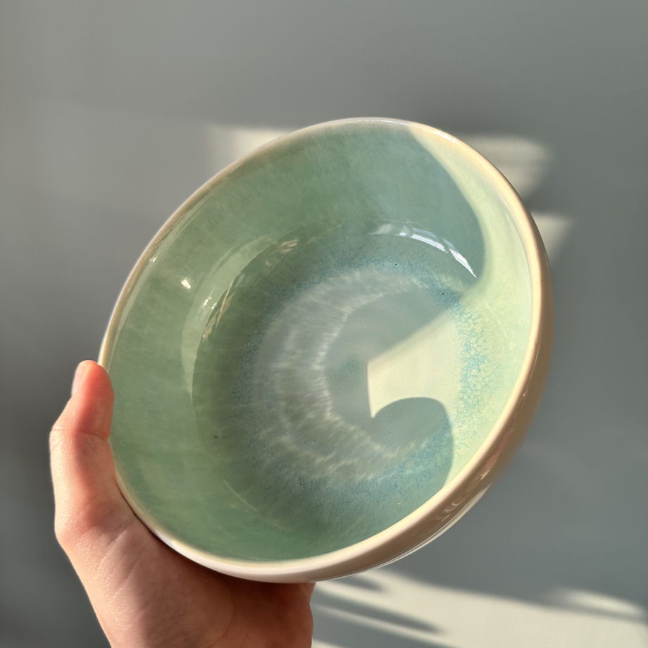 Миска ручной работы бело-бирюзовая,  "Лазурь"