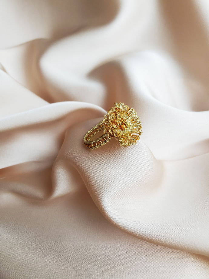 Кольцо золотое плетеное Солнечный цветок, кольцо фриволите