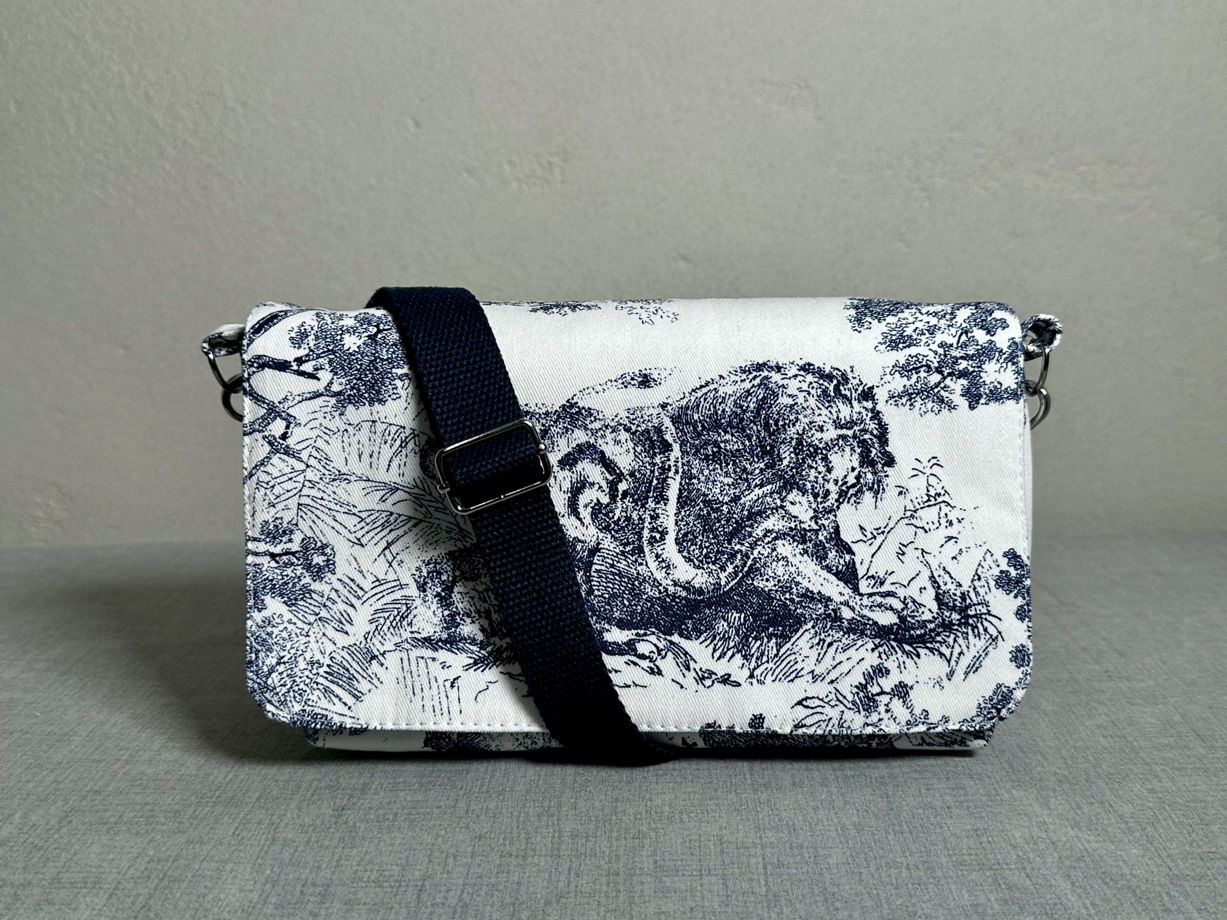 Сумочка крошка через плечо из уплотненного денима с принтом "Джунгли" синяя