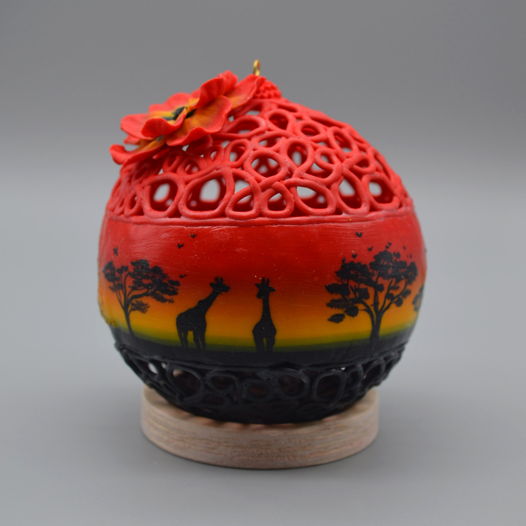 Ажурный шар "Саванна" (8 см, красный с черным)