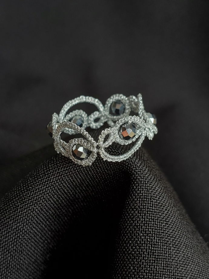 Кружевное кольцо с терагерцем, серебристое кольцо фриволите "Анна"