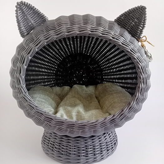 Плетеный домик для кошки или маленькой собачки