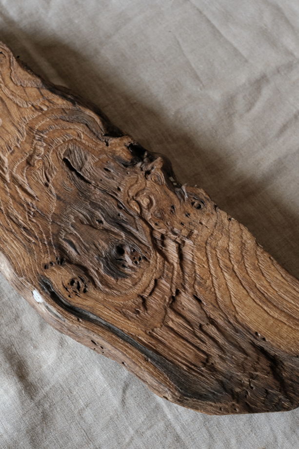 Поднос из дрифтвуда