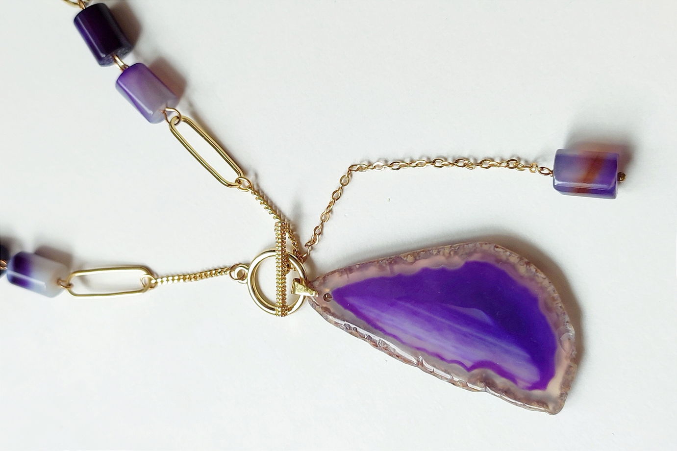 Котье с фиолетовым агатом