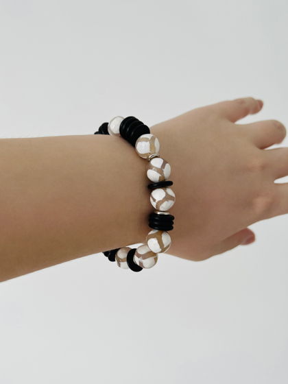 Браслет в этно стиле из кокосовых дисков и крупного агата дзи с рисунком