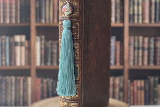 Закладка для книги, ежедневника, блокнота с кистью и бусиной Тенша.