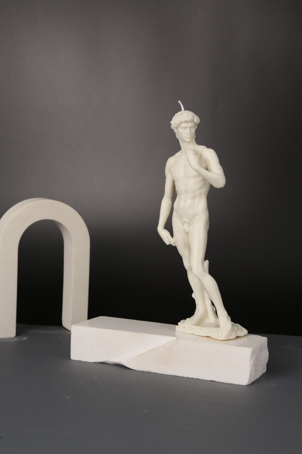 Свеча скульптура "Давид"