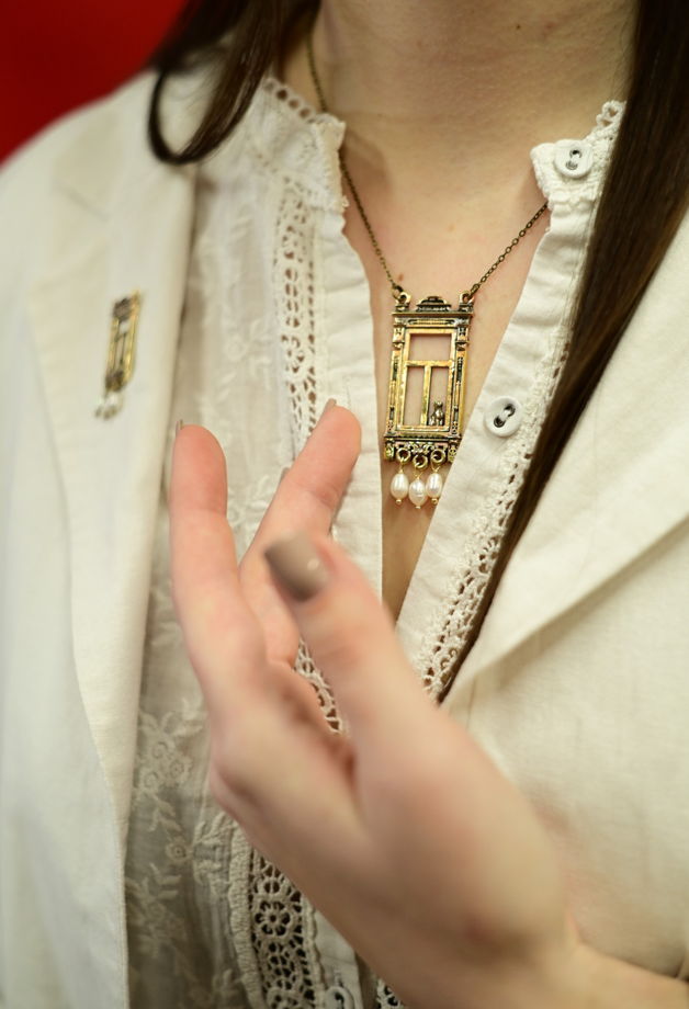 Подвеска "Оконце" в бронзе