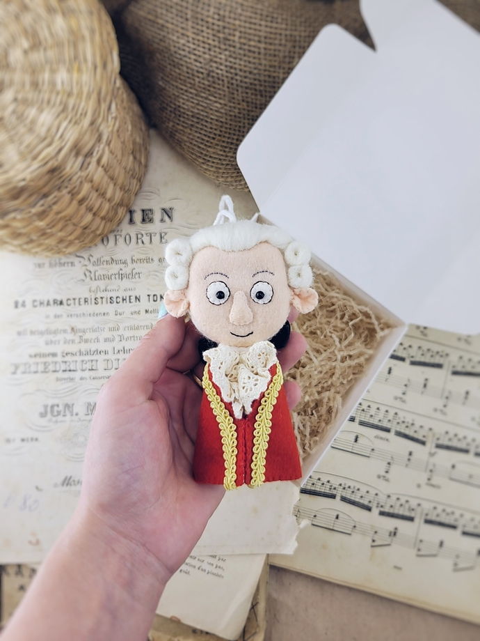 Ёлочная игрушка ручной работы Вольфганг Амадей Моцарт