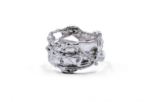 Серебряное кольцо "Torn"