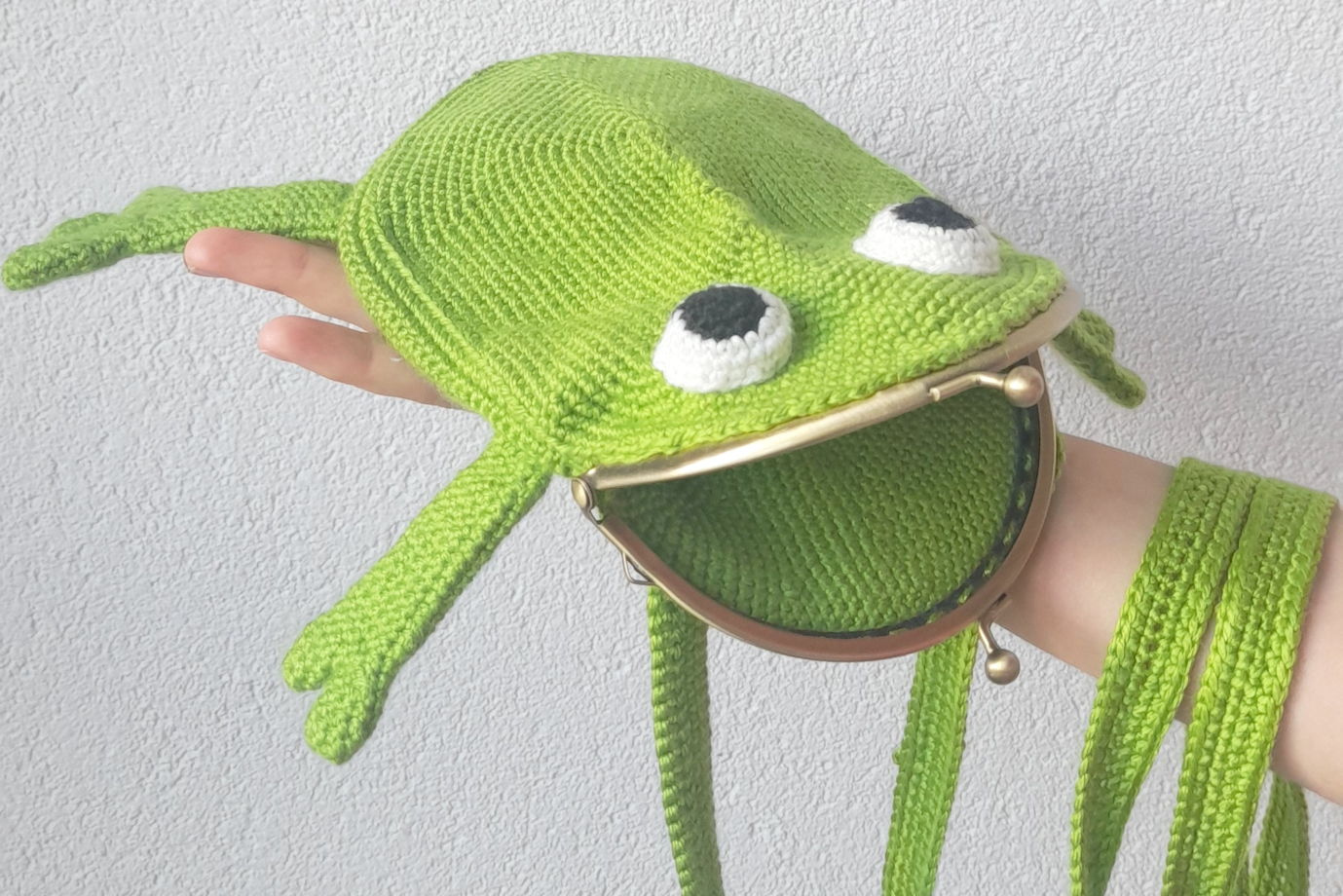 Вязаная сумка Зелёная лягушка