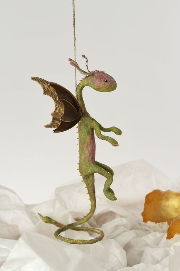 Декоративная, ёлочная игрушка Октезиан сказочный дракон