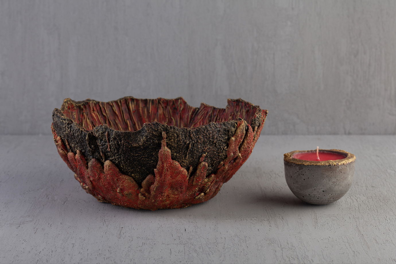 Скульптура «Цветок лавасирии, благоухающий в раскаленной магме»