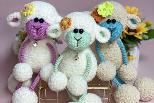 Вязаная игрушка вязаная овечка