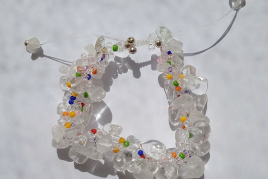 Браслет из бисера и горного хрусталя