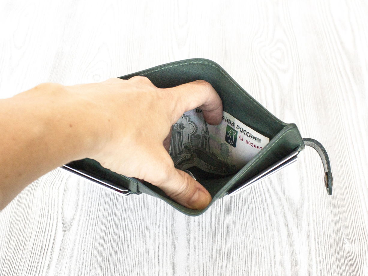 Портмоне из натуральной кожи для прав, СТС, банкнот, пластиковых карт, паспорта, страховки. VIRKUNEN