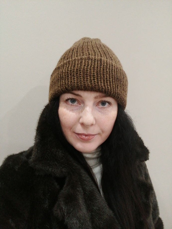 Шапка бини горчичная