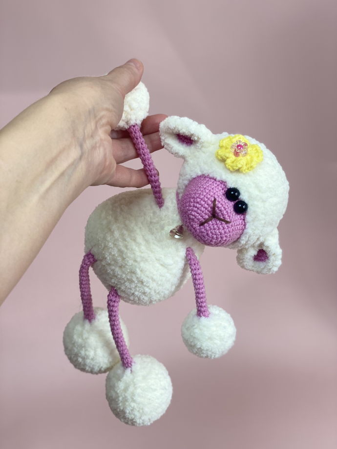 Вязаная игрушка вязаная овечка