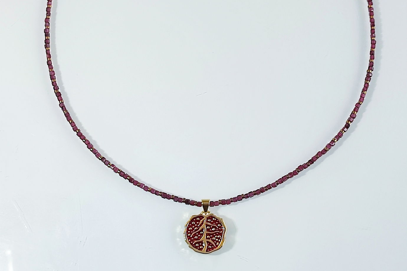 Чокер из Граната