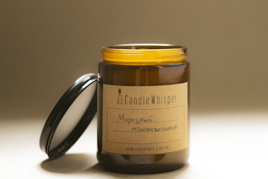 Ароматическая свеча Candle Whisper, 240 мл, Табак и ваниль