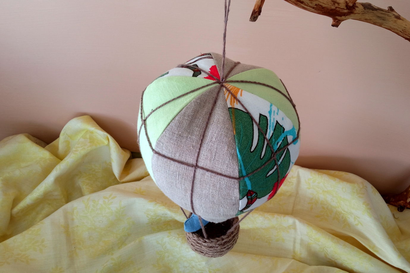 Подвесной воздушный шар изо льна ручной работы (зеленый/серый/принт)