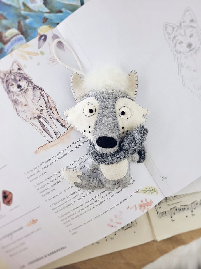 Набор ёлочных игрушек ручной работы Лесные малыши: волчонок и лисёнок