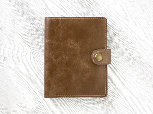 Портмоне из натуральной кожи для прав, СТС, банкнот, пластиковых карт, паспорта, страховки. VIRKUNEN