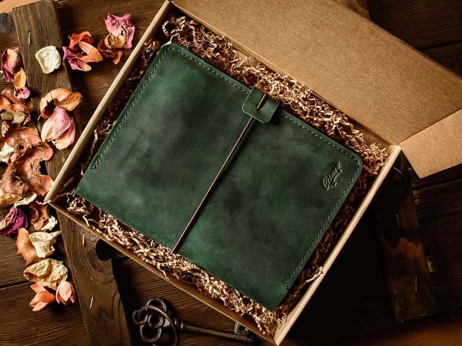 Кожаный ежедневник органайзер -LEGACY- со сменными блокнотами А5 цвет Зеленый