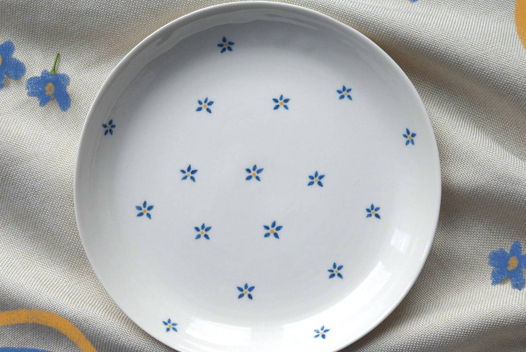 Тарелка белая маленькая с росписью ручной работы, "Лён"