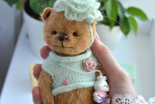 Тедди мишка цветочек