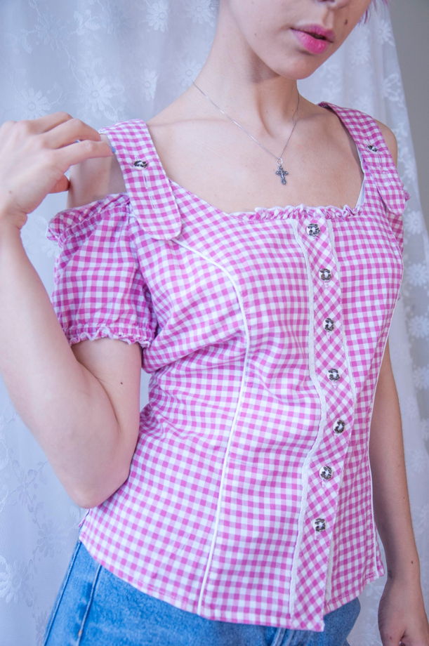 Винтажная блузка в баварском стиле