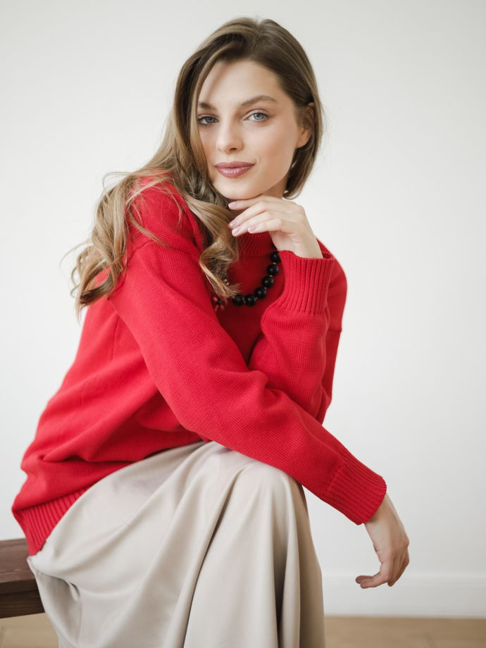 Свитер красный удлиненный