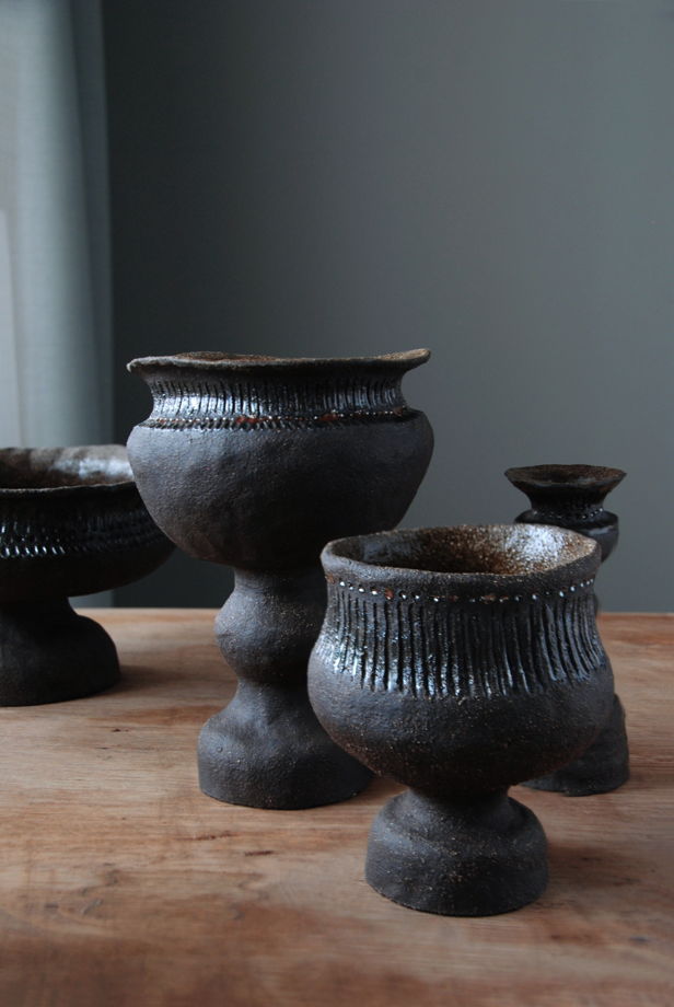 Набор из керамических ваз и подсвечника, ручная работа.