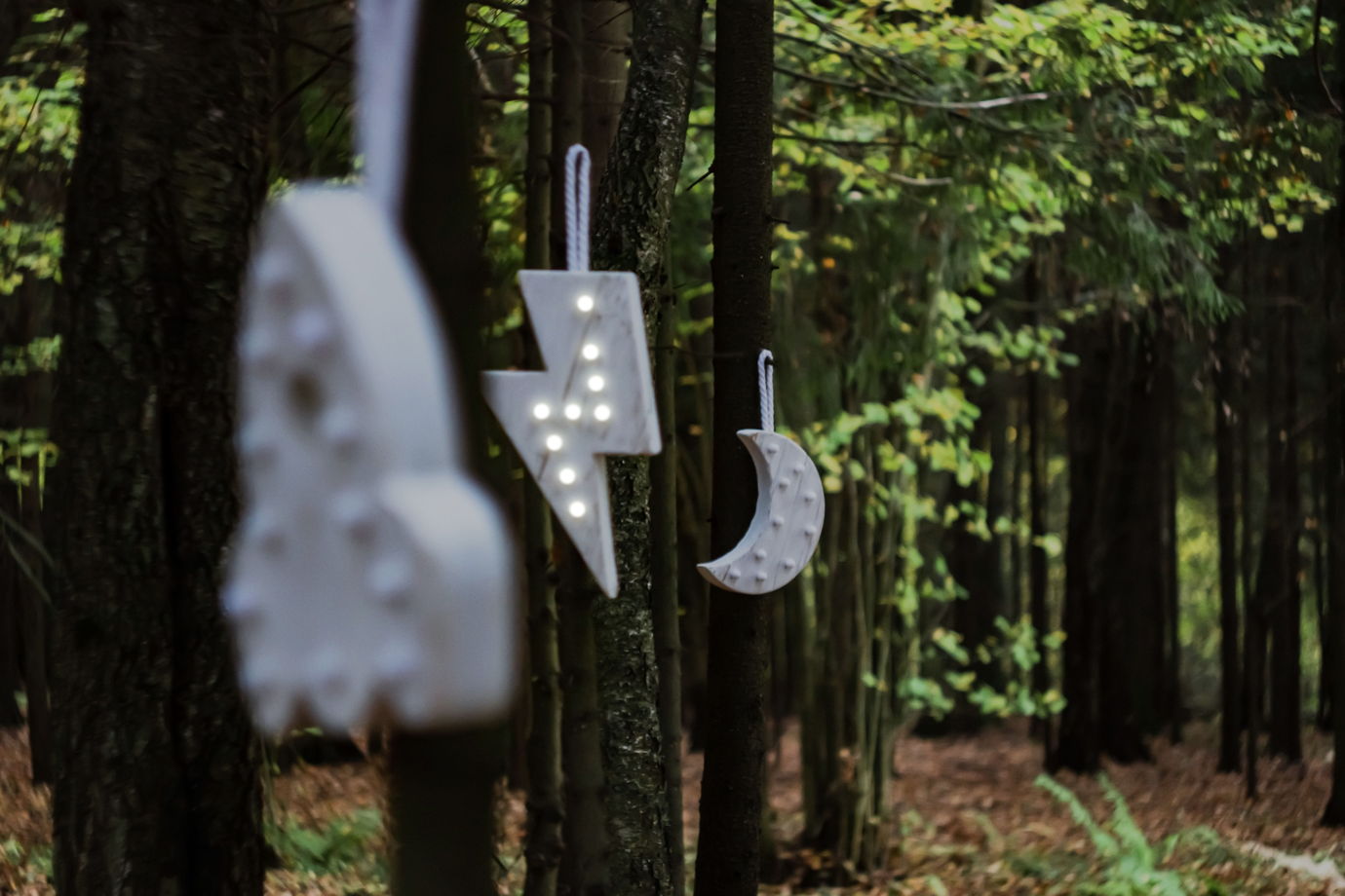 МОЛНИЯ  — Авторский светильник, ночник из дерева ручной работы