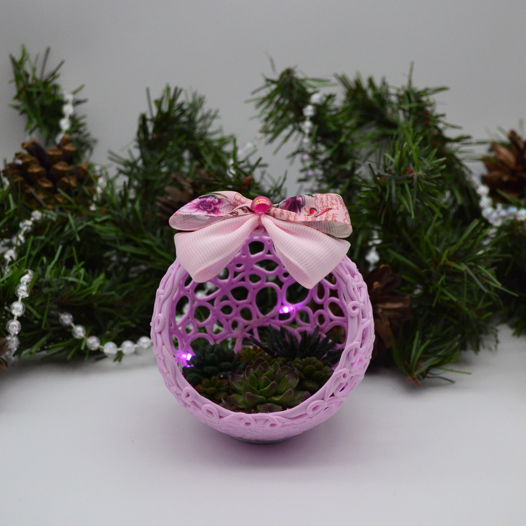 Ажурный шар с подсветкой "Суккуленты под фитолампой" (8 см, розовый)