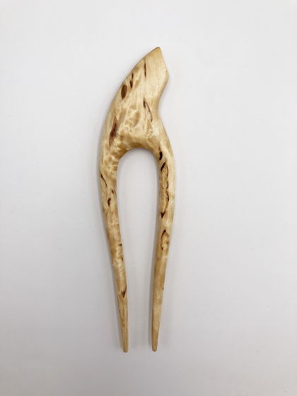 Деревянная шпилька из рябины "Веточка карельской березы"